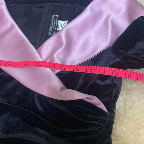 Elegant velvet and satin off shoulder top - Picture 10 of 10